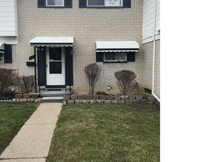 147 Mark Dr, Mount Clemens, MI 48043