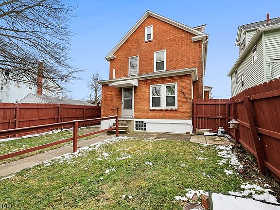 3rd image of 233 W Cambridge St