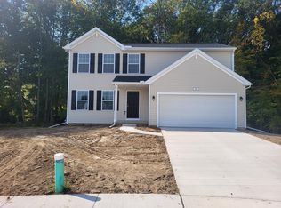 392 Lotz Ct, Wayland, MI 49348