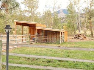 51072 Highway 26, Mount Vernon, OR 97865