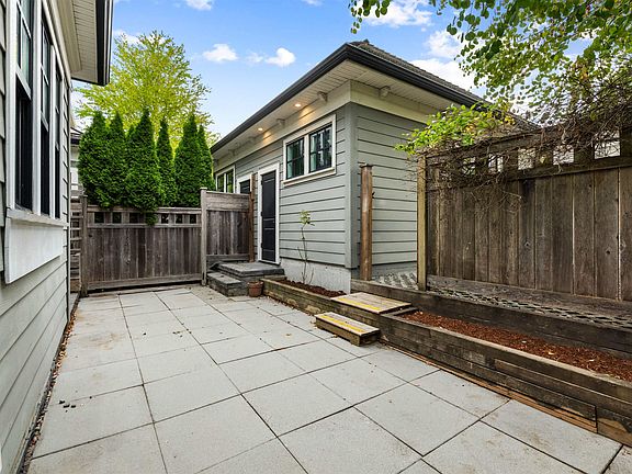 4th image of 15337 34th Ave