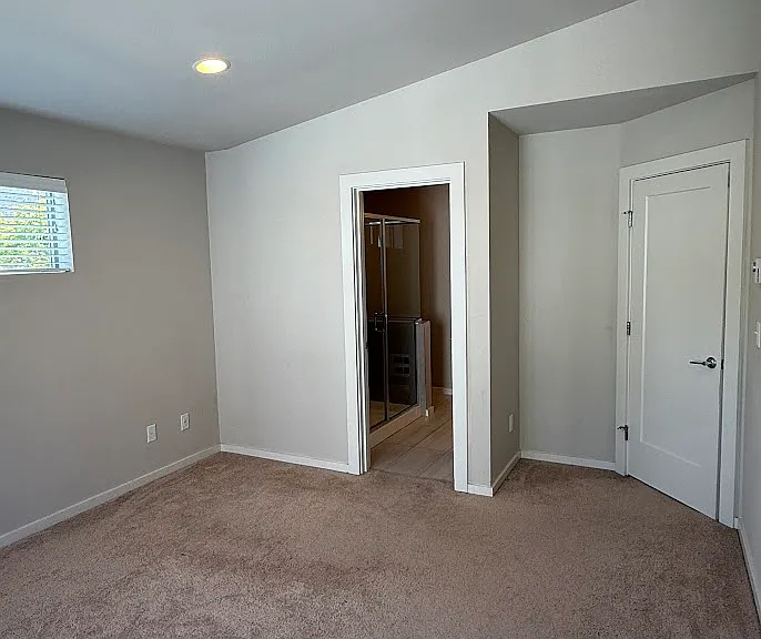 6837 NE 170th St #104 — Photo 12