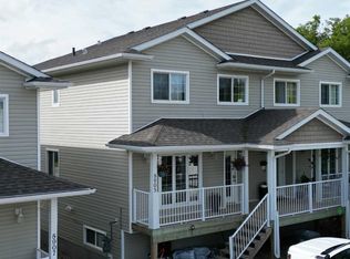 8905 NW 107th Ave, Peace River, AB T8S 1P2