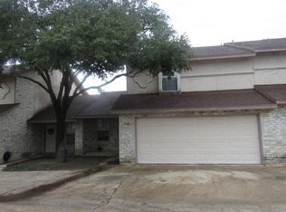8801 McPherson Rd #5, Laredo, TX 78045
