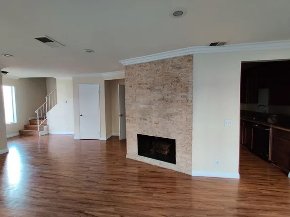 1226 S Cypress Ave APT A, Ontario, CA 91762