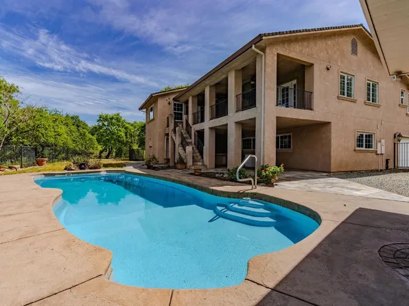 5940 Davidson Ct, Valley Springs, CA 95252