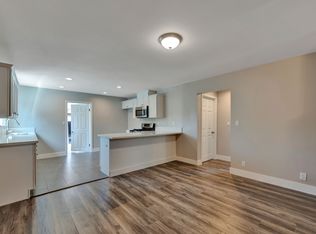 538 N Grand St, Orange, CA 92867