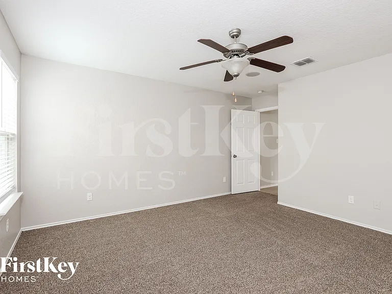 3003 Candleside Dr — Photo 9