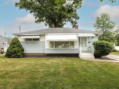 365 Beebe Ave, Elyria, OH, 44035