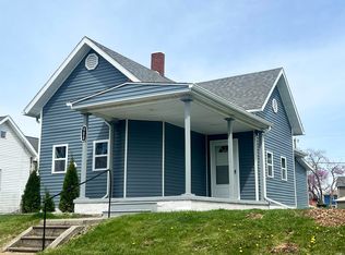 908 W King St, Garrett, IN 46738