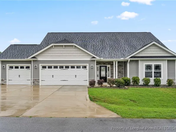 220 Raptor Dr, Smithfield, NC 27577