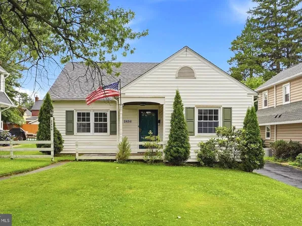 2434 Merwood Ln, Havertown, PA 19083