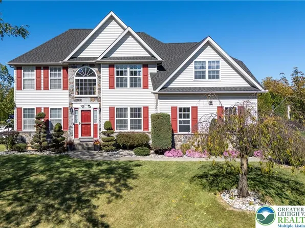 851 Mohican Dr, Easton, PA 18040