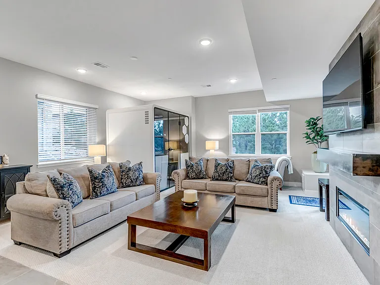 7015 Homeplace St — Photo 34