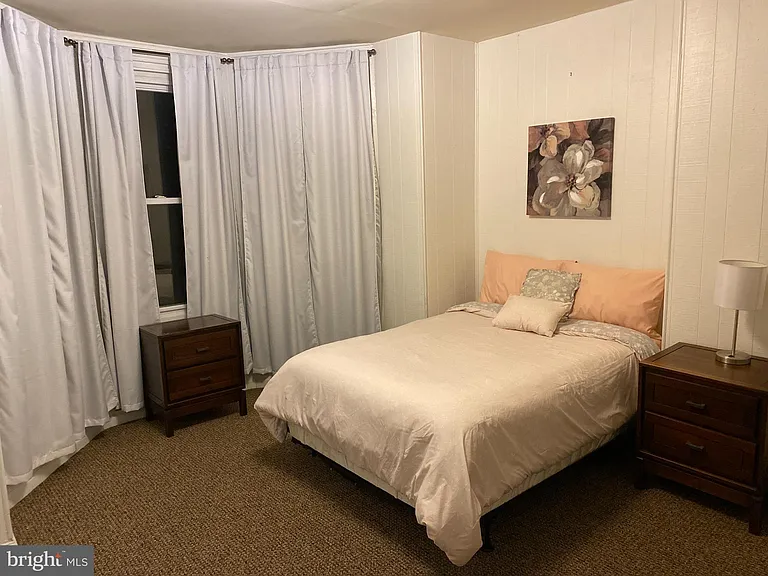 1808 W Diamond St #1 — Photo 13