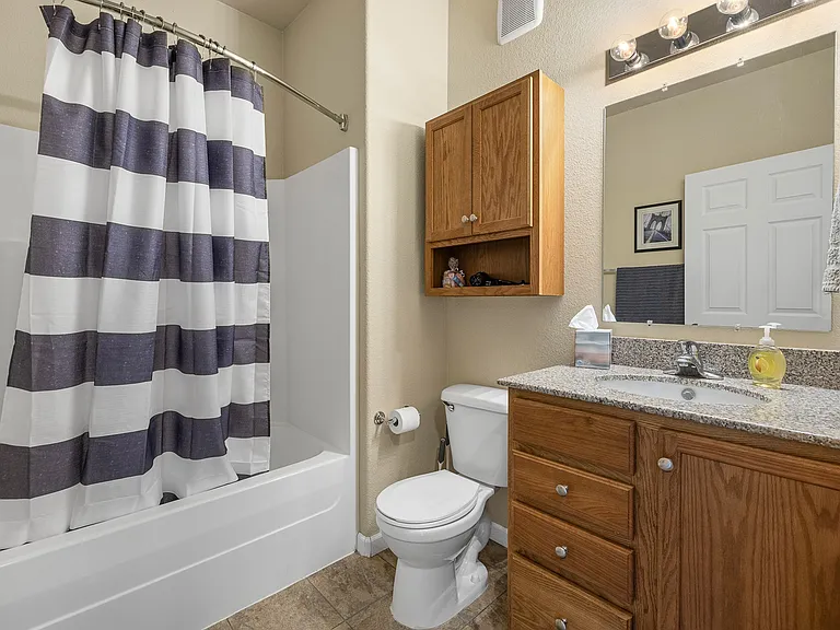 1bd 1ba - Guest Suite