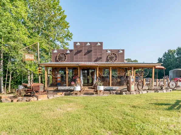 5067 E Dixon Blvd, Kings Mountain, NC 28086