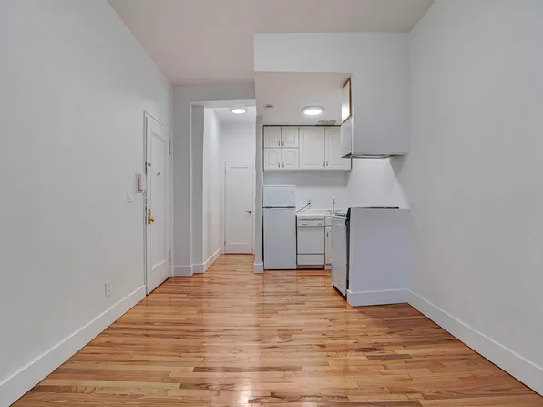 154 East 7th Street FWW image 1 of 9