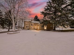 315 Oxbow Ct, White Lake, MI