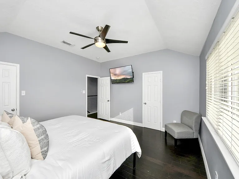 10814 Tobar Falls Cir — Photo 21