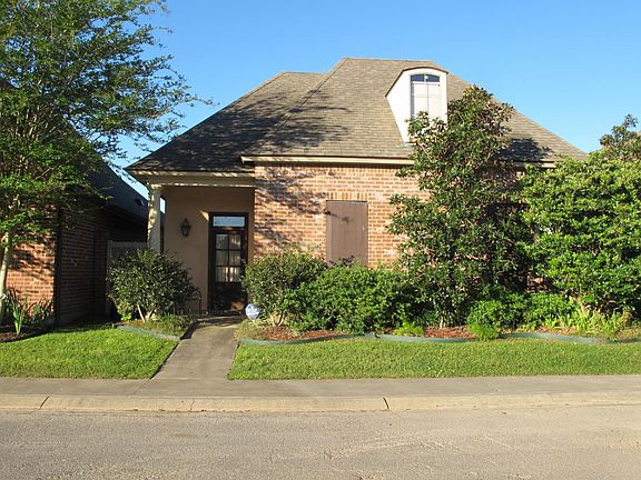 2nd image of 105 Sunswept Bridge Dr