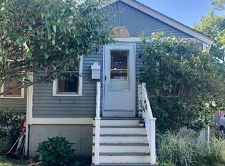 7 F St, Hull, MA 02045