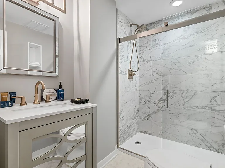 55 Ashley Ave #6 — Photo 16
