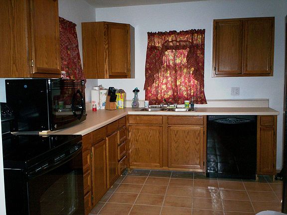 Updated Kitchen with Tile Floor