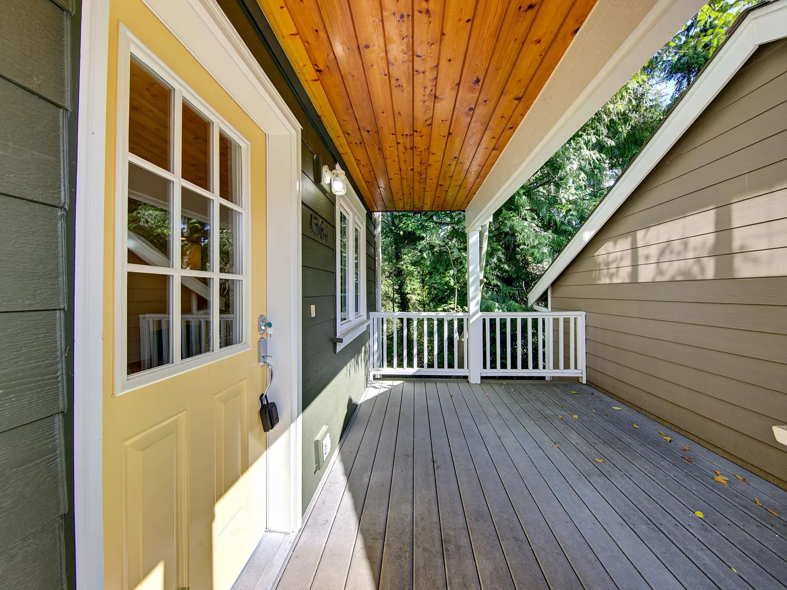 2 bed, 2.5 bath, 1254 sqft, $2,995 — Photo 3