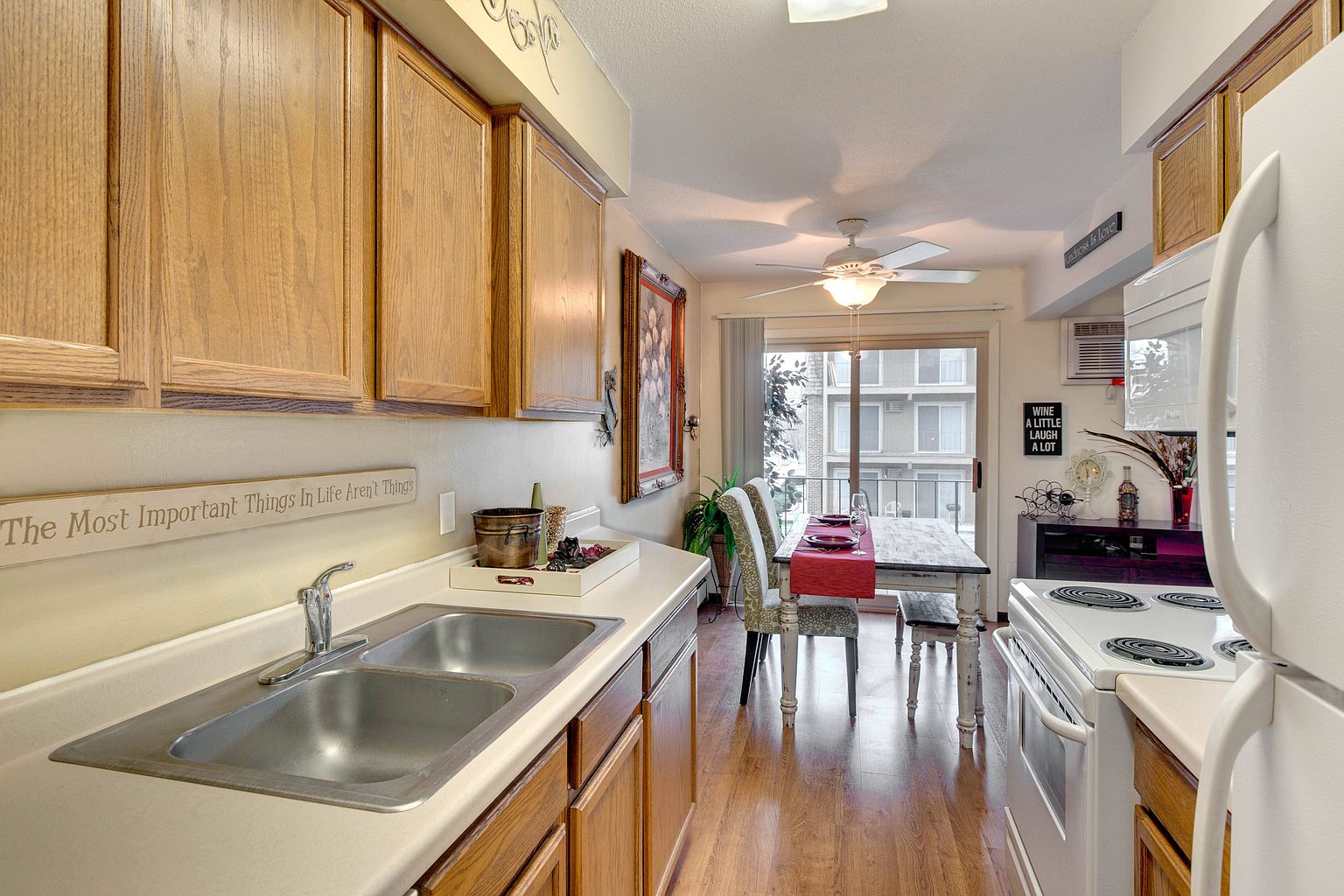 Beach South At The Lake Apartment Rentals Minneapolis Mn Zillow