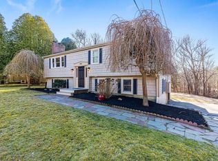 300 Wethersfield St, Rowley, MA 01969
