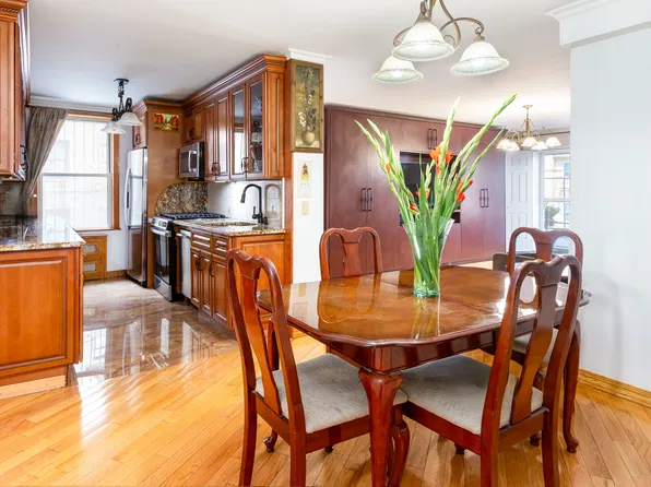1625 Emmons Avenue image 1 of 10