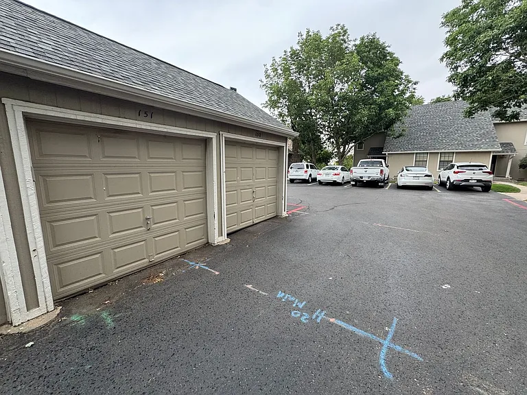 2667 S Xanadu Way #F — Photo 22