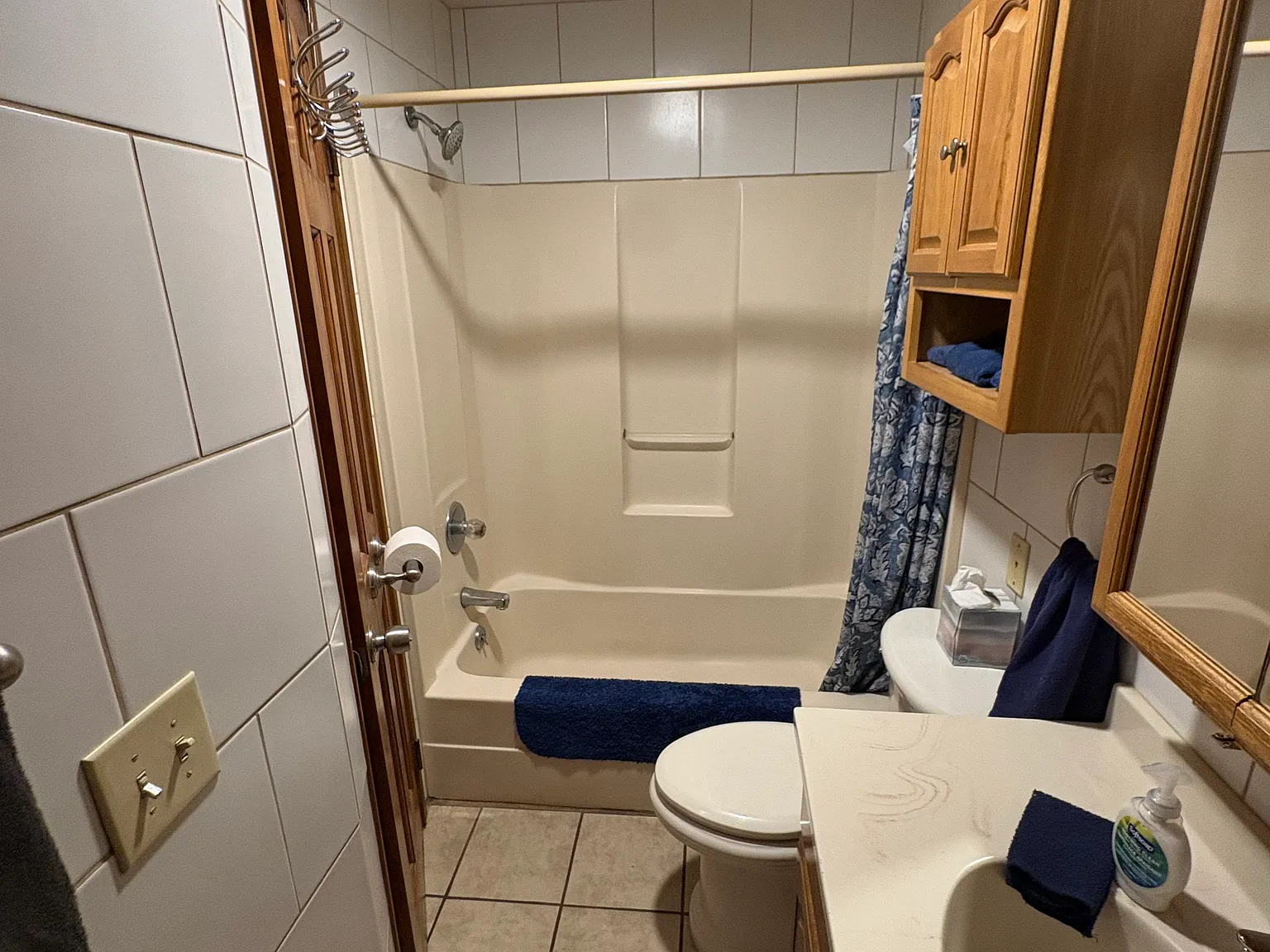 4 bed, 1250 sqft, $2,100 — Photo 3