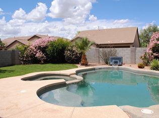 1080 W Desert Valley Dr, San Tan Valley, AZ 85143