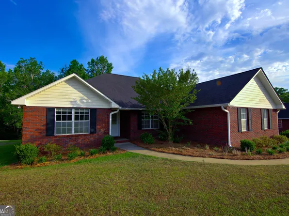 494 Carrington Cir, Thomasville, GA 31757