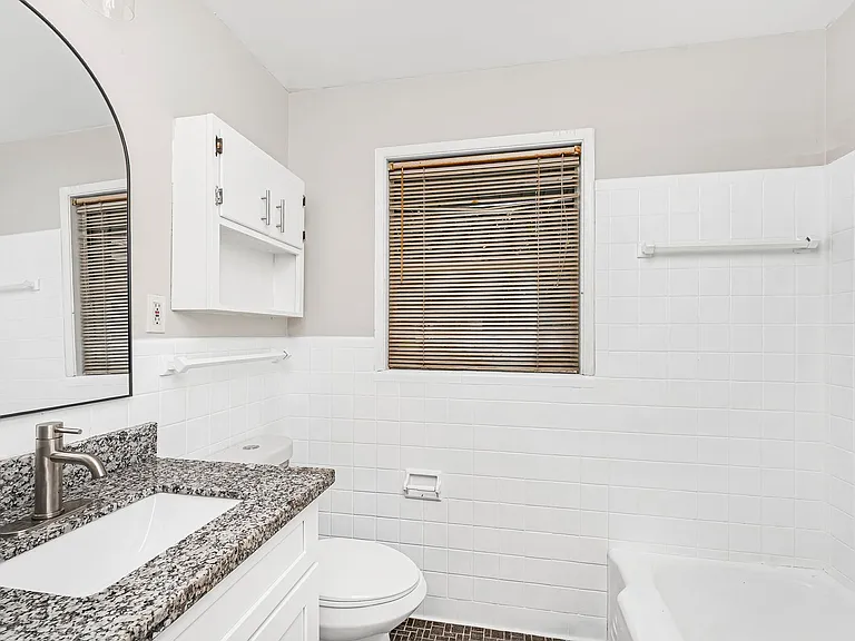 8131 Sholar Dr — Photo 8