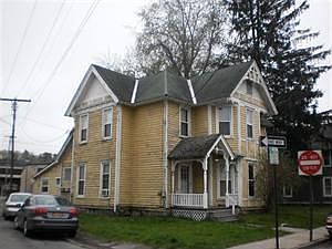 1st image of 10 Smith St