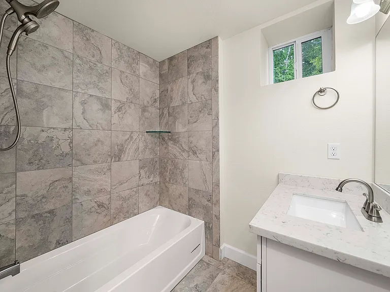 9620 Cramer Rd NW — Photo 21
