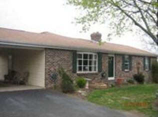 4729 Scheidys Rd, Coplay, PA 18037