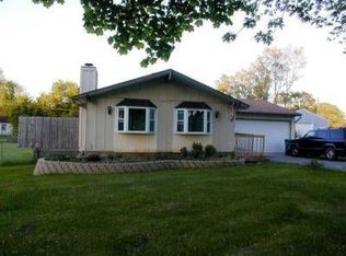 2006 Orchard Ln, McHenry, IL 60050