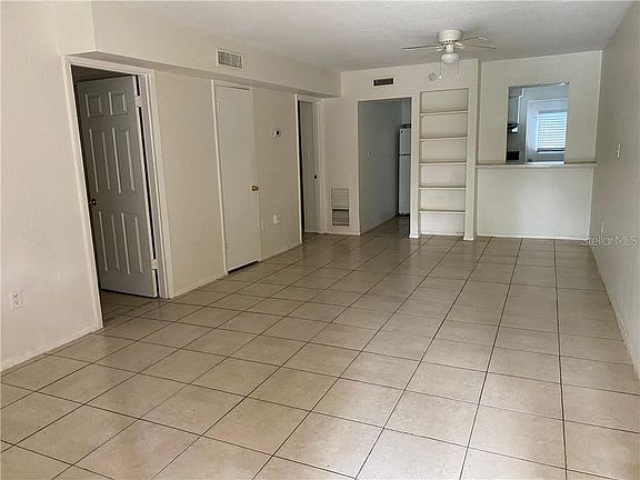 3rd image of 1616 Redwood St APT 10