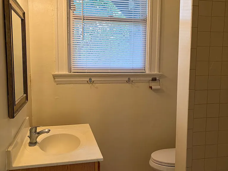 1740 Sherman Ave #1-6 — Photo 9