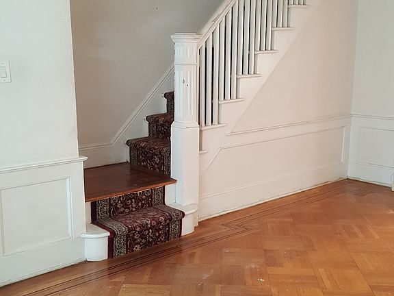 3rd image of 8303 10th Ave