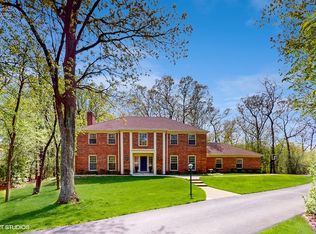 4 Leeds Ct, Lake Forest, IL 60045