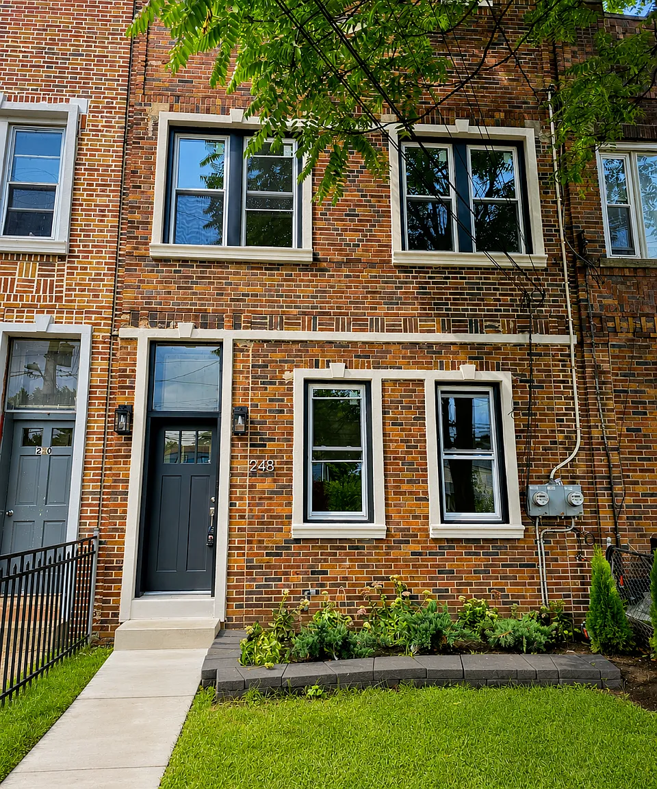 248 E Forest Ave — Photo 1