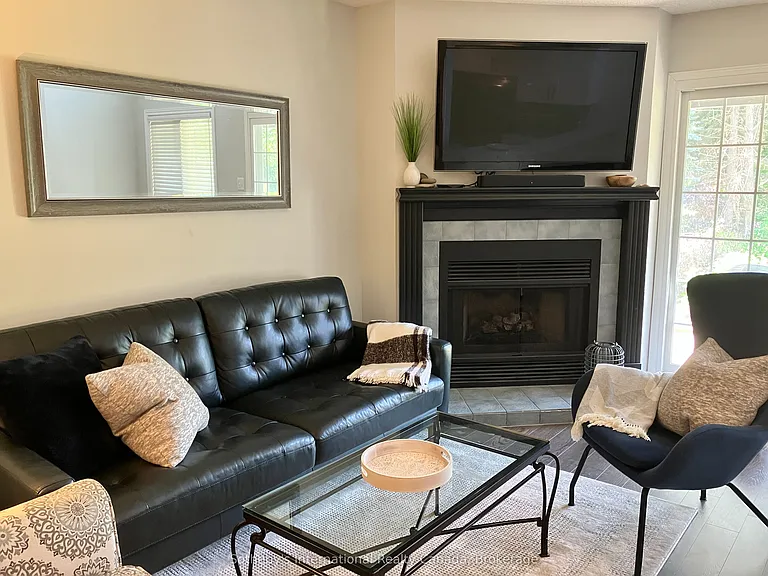 146 Settlers Way #17 — Photo 9