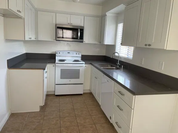 2213 Ruhland Ave APT D, Redondo Beach, CA 90278