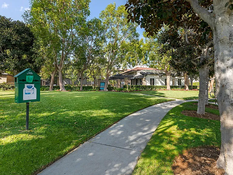 Trabuco Villas — Photo 25