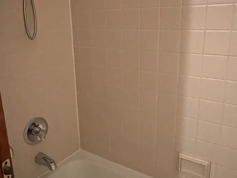 811 N Walnut St — Photo 10